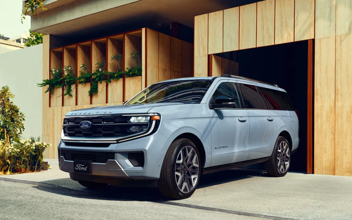 Ford Expedition: Bono de $170,000 + Seguro sin costo