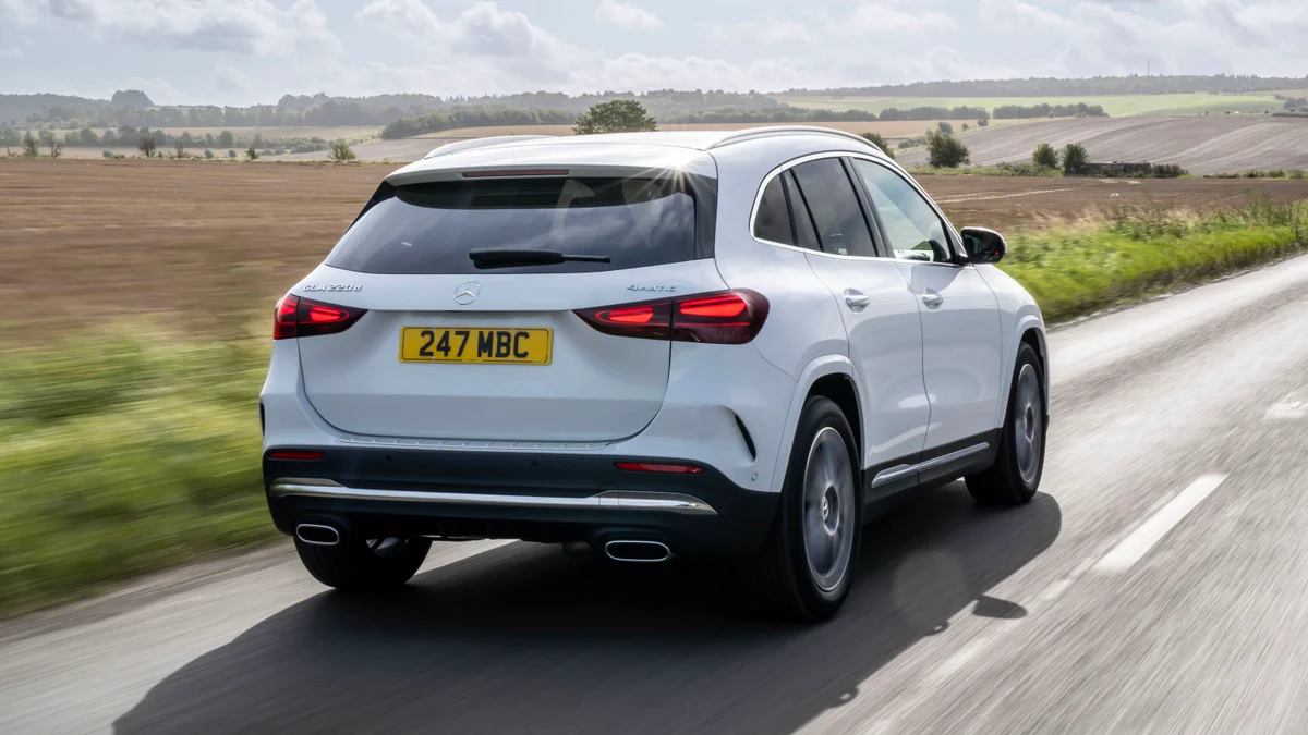 Mercedes-Benz GLA 200 MH Night Edition: Bono de $100,500 o Mensualidades con Flexibility de $6,824 + IVA
