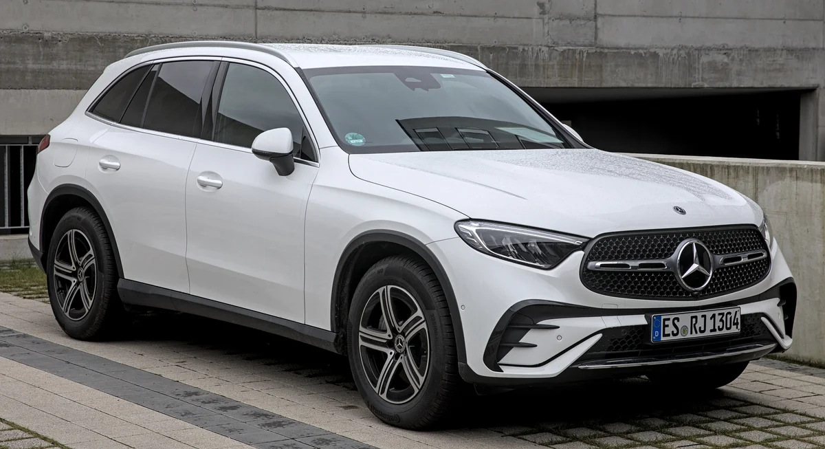 Mercedes-Benz GLC 300 4MATIC: Bono de $60,500 + 18 MSI sin CxA + Tasa preferencial del 11.2%