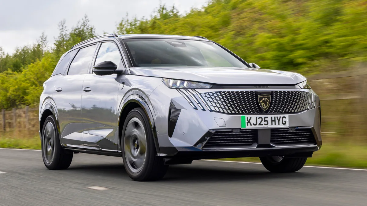 Peugeot 5008: 3 años de mantenimiento gratis